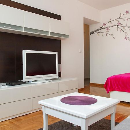 Stay In Apartments Beograd Bagian luar foto