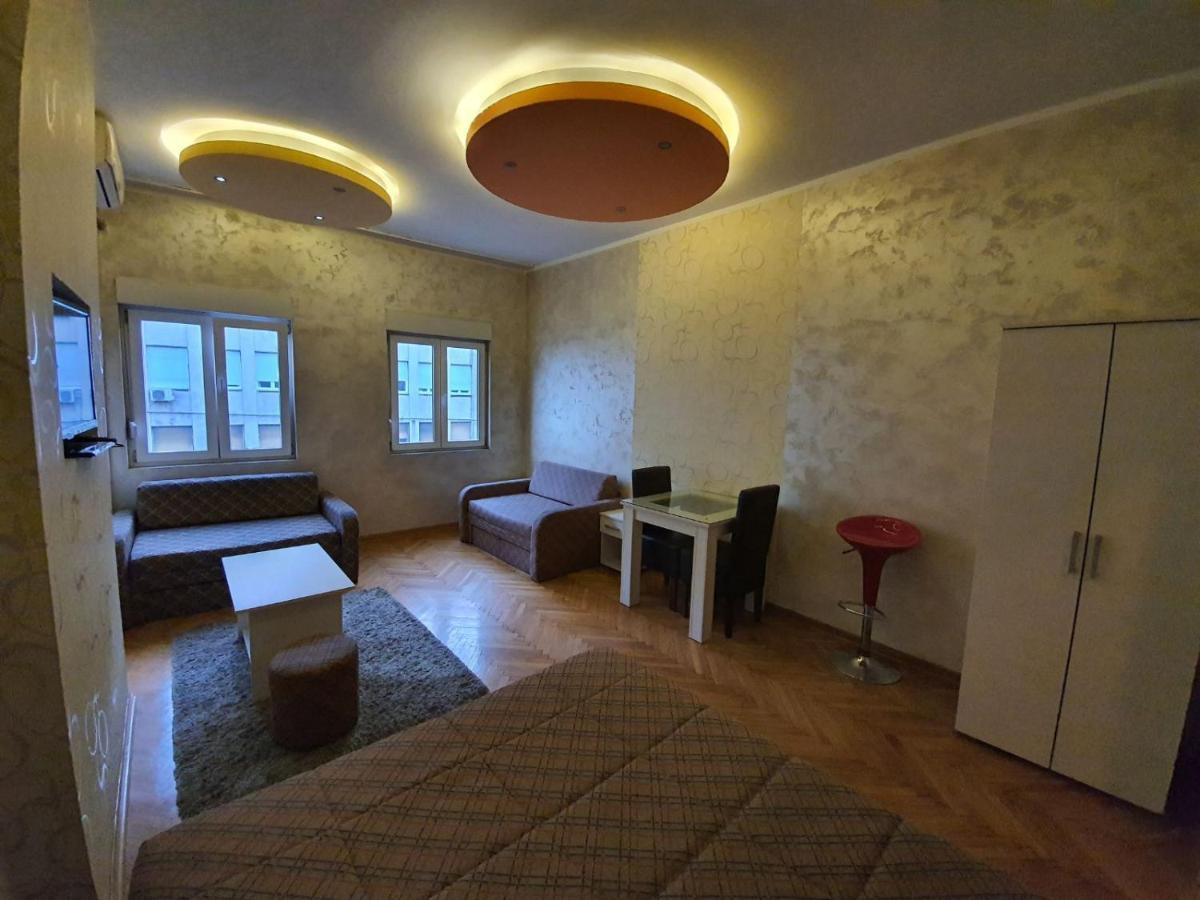 Stay In Apartments Beograd Bagian luar foto