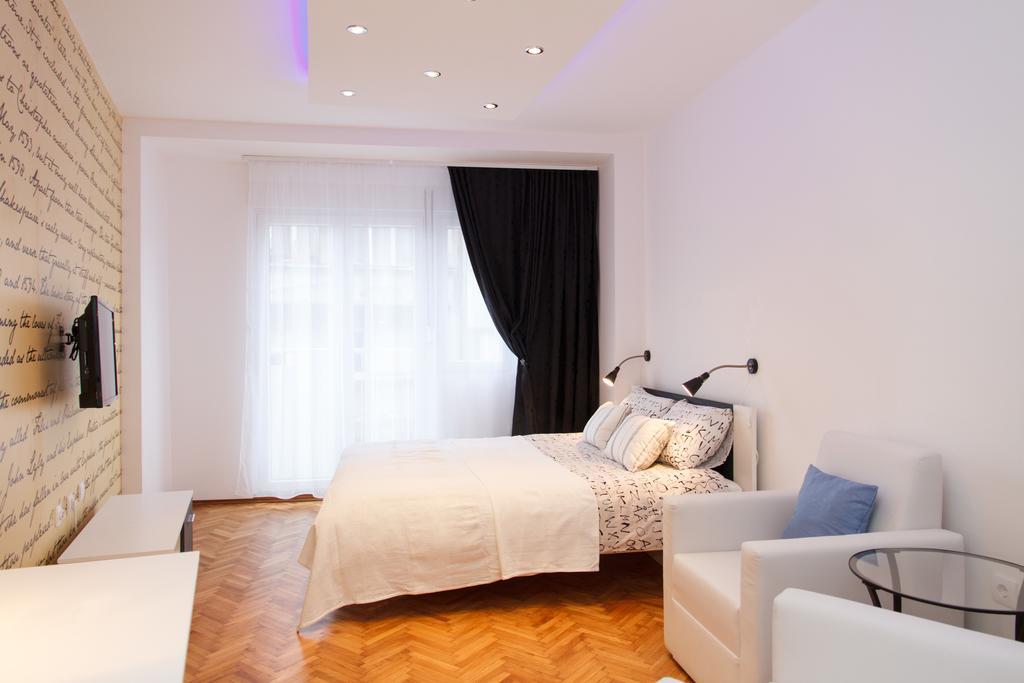 Stay In Apartments Beograd Bagian luar foto