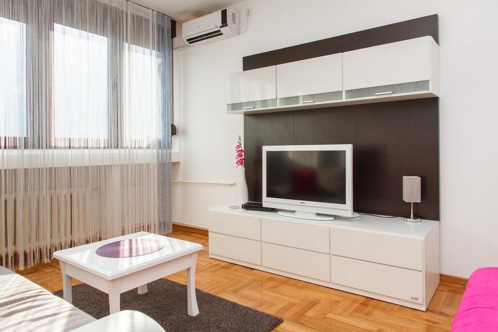 Stay In Apartments Beograd Bagian luar foto